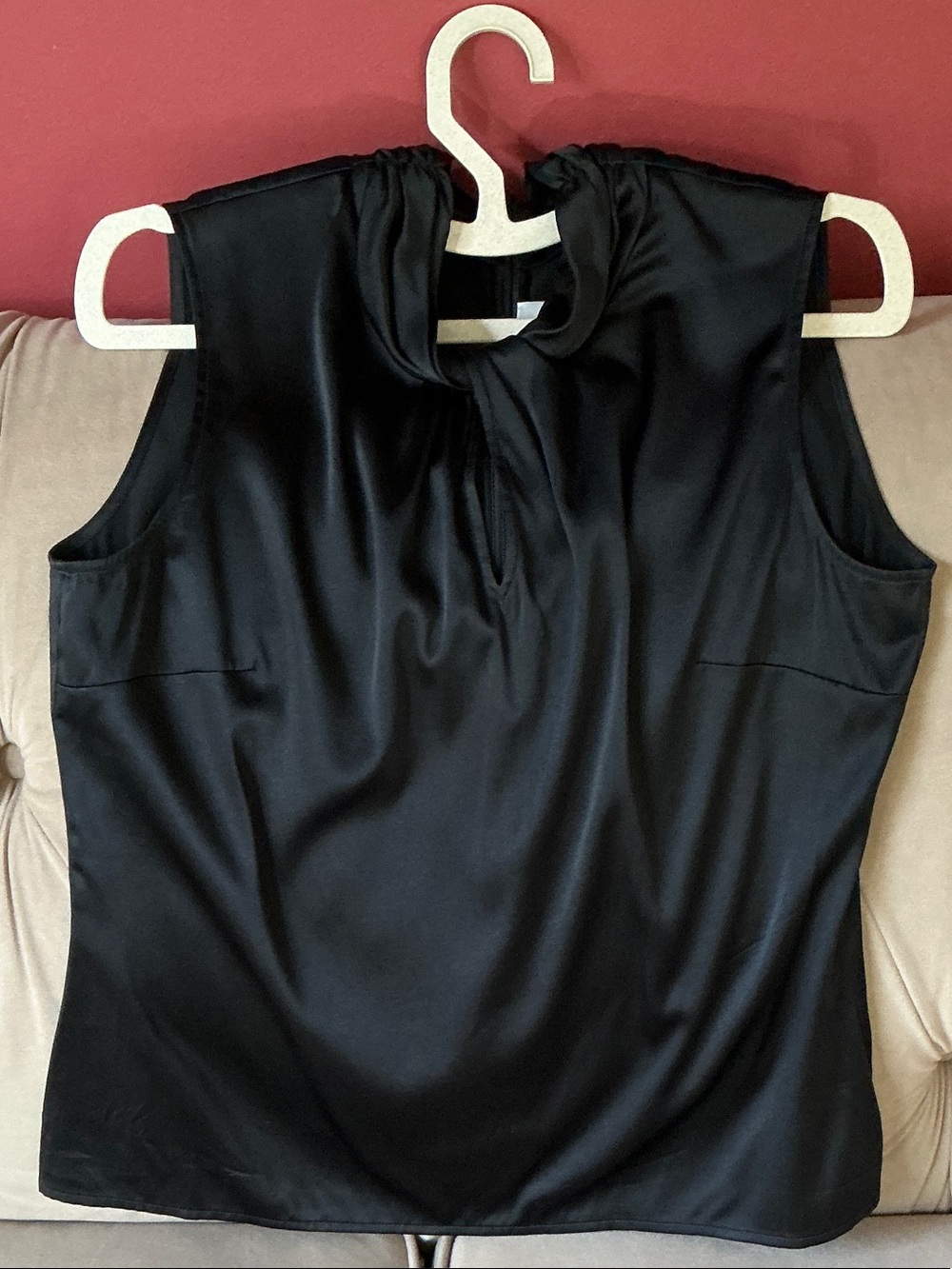 St. John Collection Silk Peephole Mock Turtle Neck Sleeveless Camisole